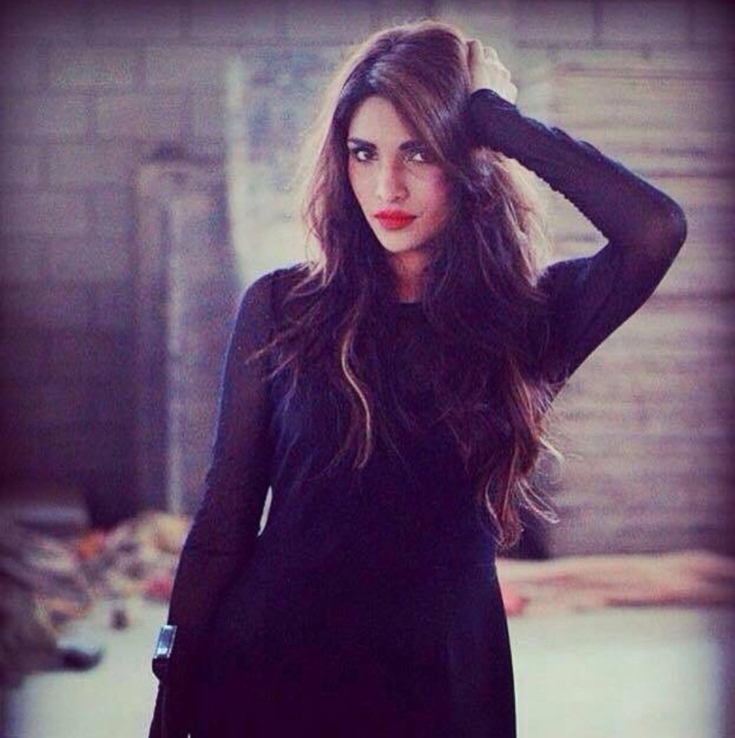 MediaSpringPk's tweet photo. #ThrowbackThursday @Xxhalay during the #jalaibee shooting for days, her maiden film that released in 2015. https://t.co/LjKbxyDrfs
