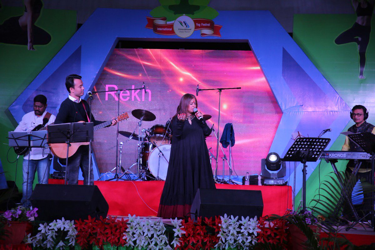 squaregrp's tweet photo. #SquareGroup is feeling proud and super enthralled to manage International Yog Festival 2019 closing ceremony at Rishikesh with a live performance given by a talented maestro @rekha_bhardwaj Ji on behalf of Uttarakhand Tourism. 
 #KudosTeamUttarakhand #SquareGroup #Squarians https://t.co/hCNWWWjhJ2