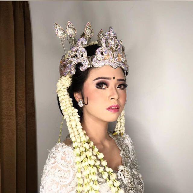 Besty Tala Paramitha tweet media