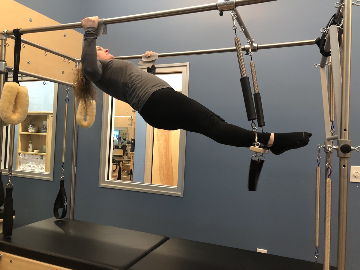 kristinvetrano's tweet photo. Just hanging around #pilates #exercise #fitness #healthawareness #healthbenifits #healthylifestyle #workouts #WorkoutWednesday #Workout #workoutmotivation #FitnessMotivation #FitnessGoals #fitnesslifestyle #fitnessmom #momlife #mom #hangout #PullUp #pullups #healthawareness https://t.co/KBf0wcKwwS