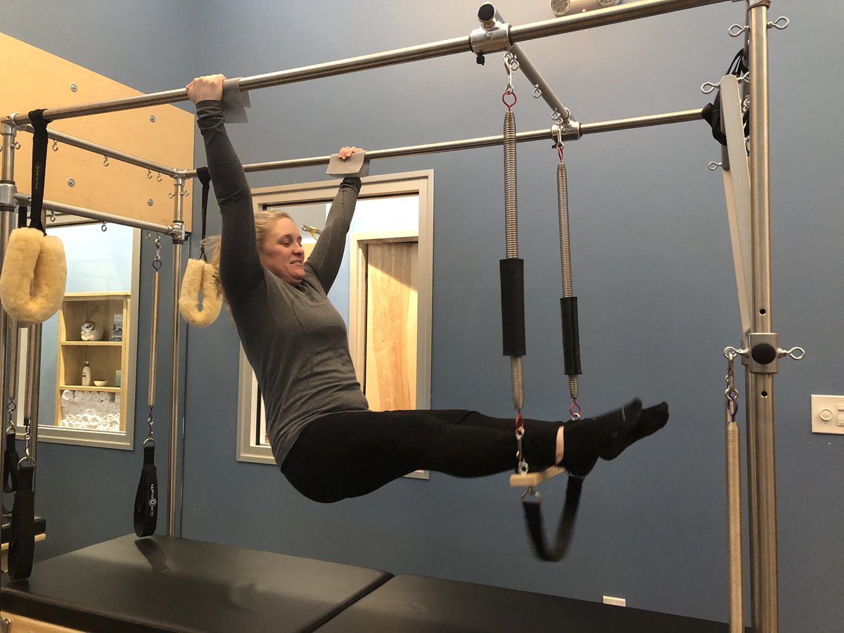 kristinvetrano's tweet photo. Just hanging around #pilates #exercise #fitness #healthawareness #healthbenifits #healthylifestyle #workouts #WorkoutWednesday #Workout #workoutmotivation #FitnessMotivation #FitnessGoals #fitnesslifestyle #fitnessmom #momlife #mom #hangout #PullUp #pullups #healthawareness https://t.co/KBf0wcKwwS