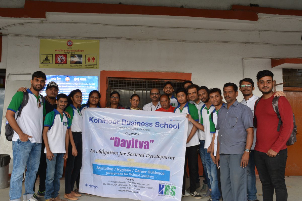 kbsmumbai's tweet photo. @kbsmumbai students visited 'Taloje Station' where they performed a small street play based on cleanliness and sanitization (Swachh Bharat Abhiyan). The project was executed by KBS students under “Dayitva” - An Obligation for Societal Development.
#Dayitva #KBS #Sanitization https://t.co/Lkwrv8h14D