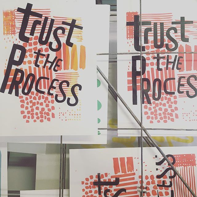 ntugraphics's tweet photo. Year one screen printing workshop ✨ #ntuart #ntugraphics #trusttheprocess #ukprintmakers #graphicdesignstudent #squeegeclub https://t.co/JqzK1AY8DV https://t.co/9gXjMdRWDW