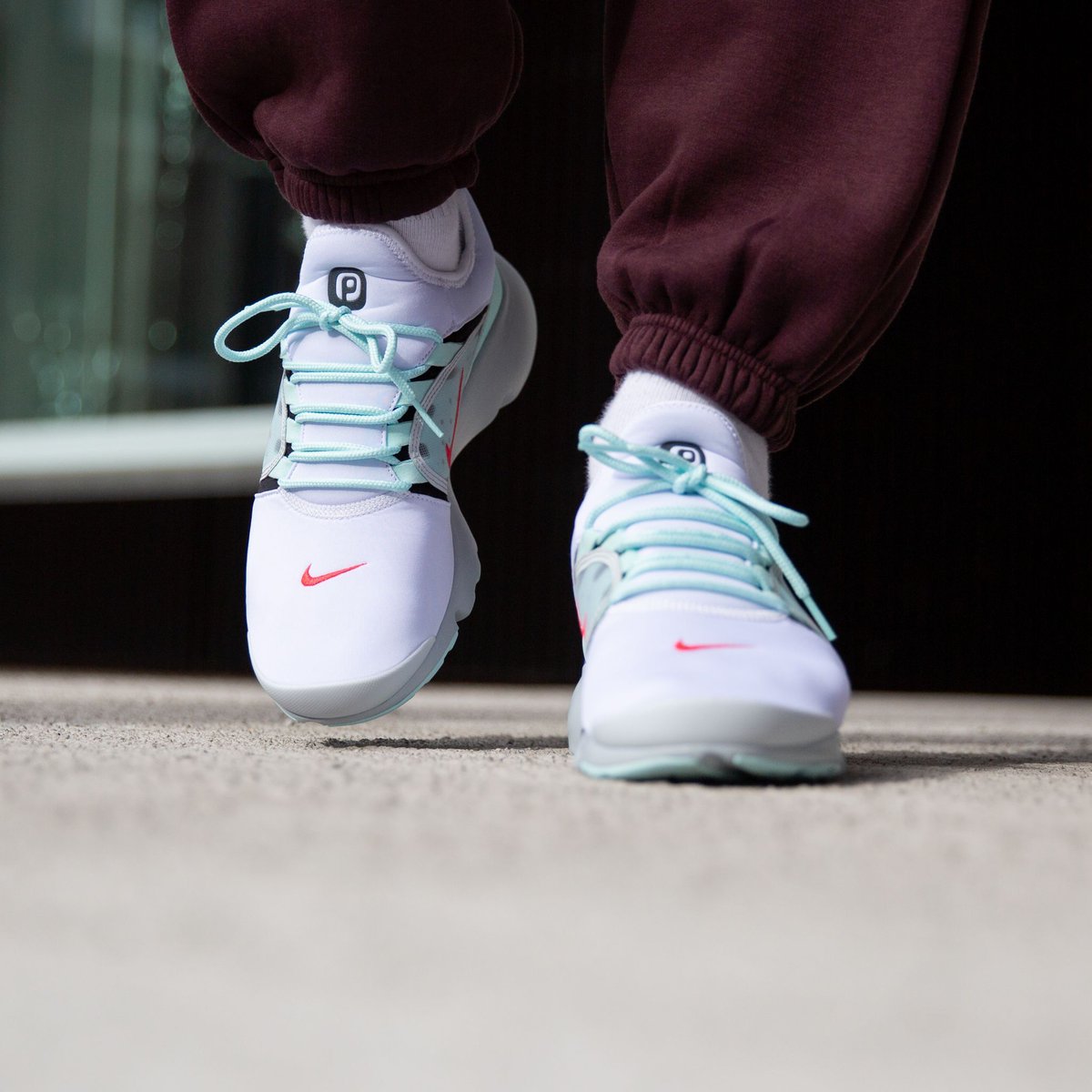 presto fly world white