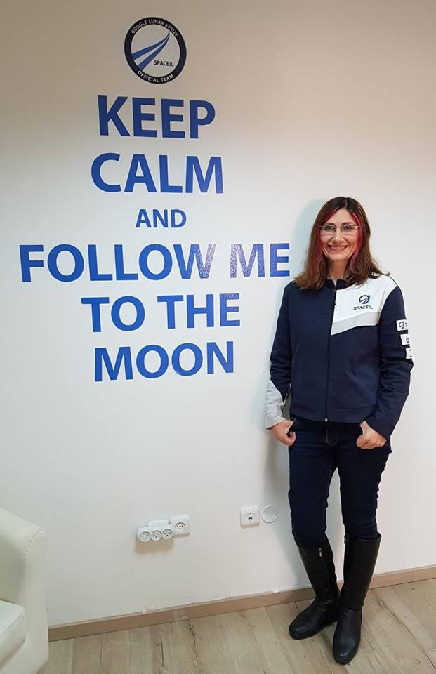 TeamSpaceIL's tweet image. “Come &amp;amp; take part in promoting the technological future - girls you can!”. Daniela Geron is 1 of the 4 engineers in the #SpaceIL team, calls on women to engage in #space &amp;amp; science. The sky is not the limit. Happy Women's Day! 👩🔬#BalanceforBetter #IWD2019 #IsraelToTheMoon