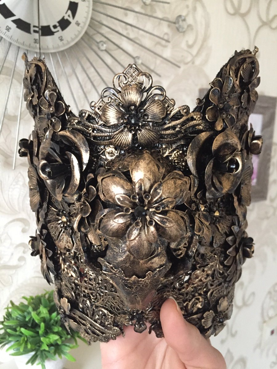 Gothicmask Op Twitter