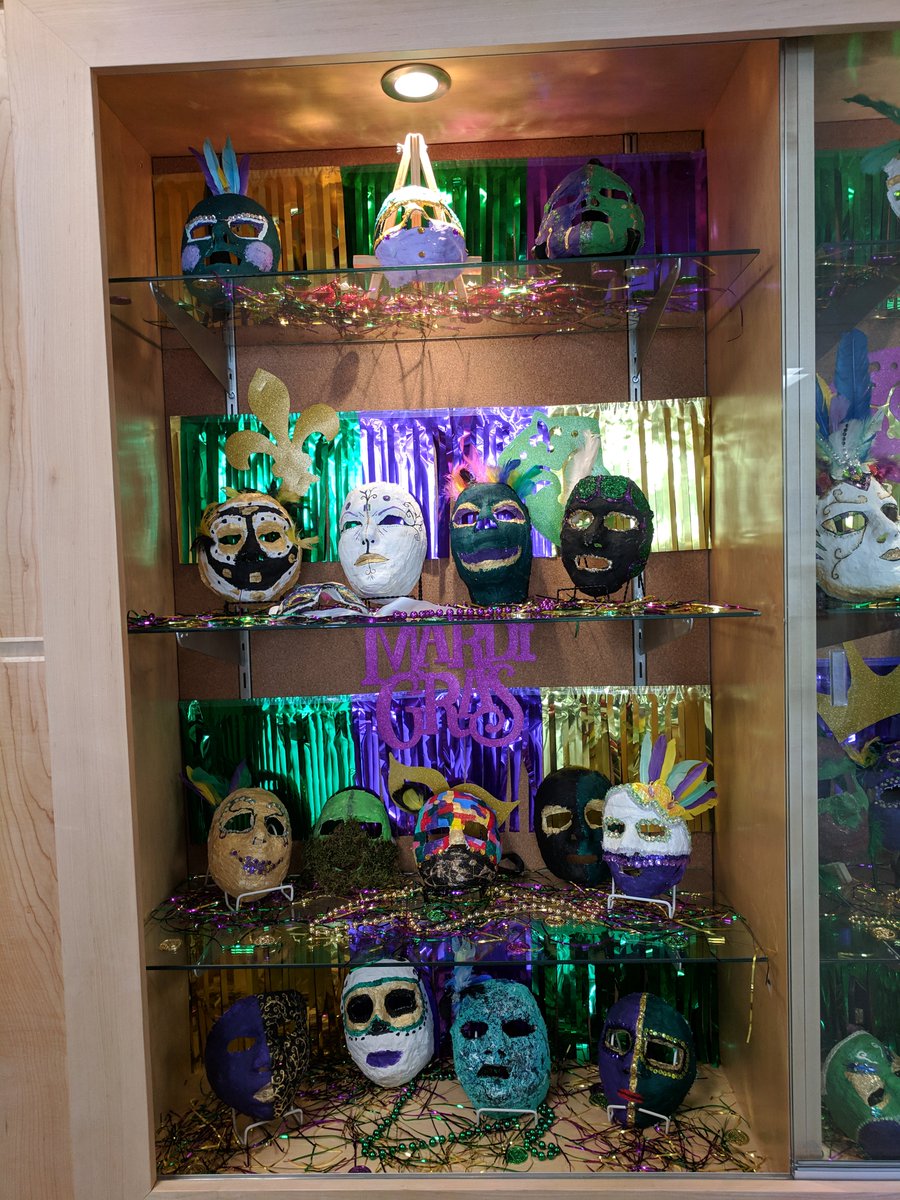 Wow! How fantastic are these Mardi Gras masks made by the intermediates?! The students worked in pairs to make a cast of their face and then decorated them in art and French class.
<a href="/SouthsidePublic/">Southside Public</a> <a href="/TVDSB/">Thames Valley DSB</a> 
#crosscurricular #MardiGras 
<a href="/dhollander_t/">Tamara D’Hollander</a> <a href="/AKnflk/">Ashley Knoflook</a>