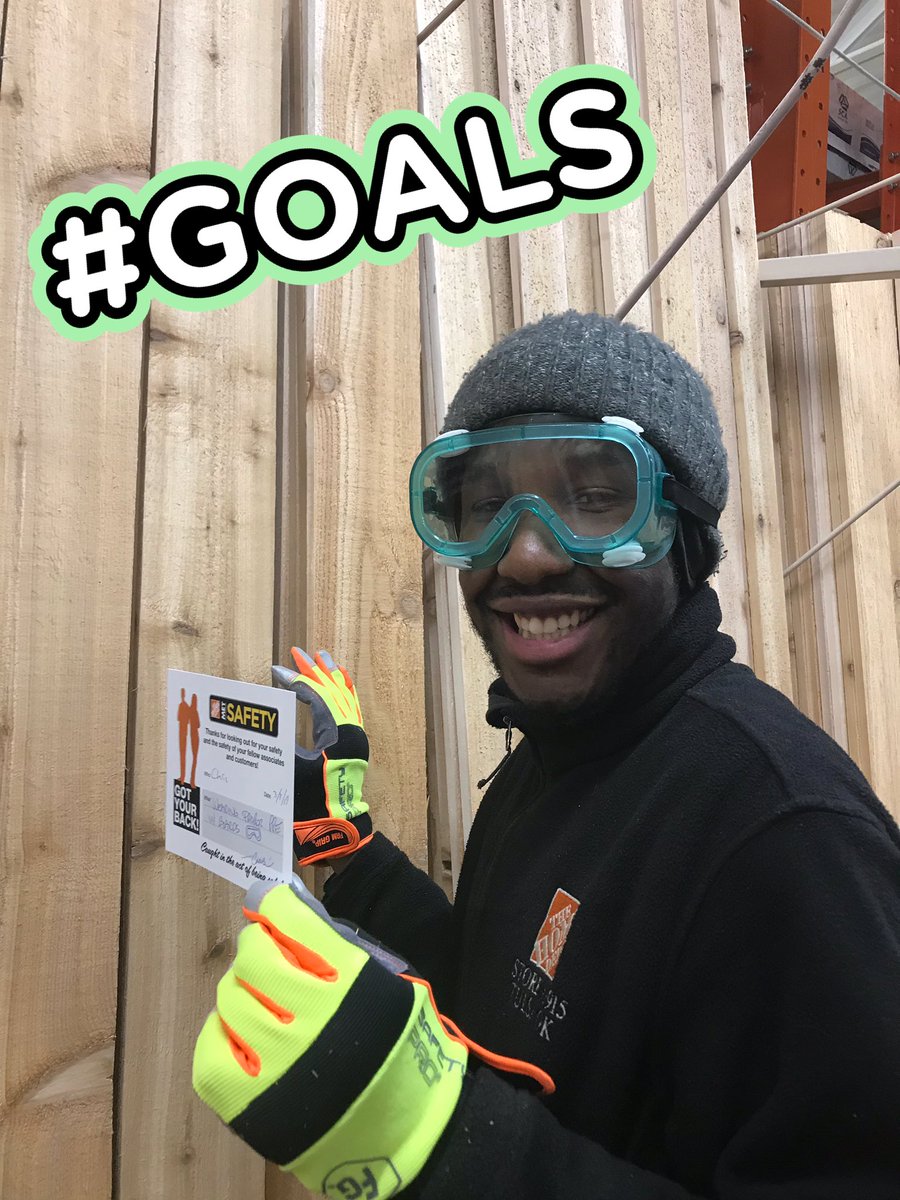 calebconnellTHD's tweet image. We got each other’s back at 3915! Look at that proper PPE usage during board service! Thanks Chris and Darrell!! @METGotyourback #SWBest #topguns #metgyb #METgotyourback