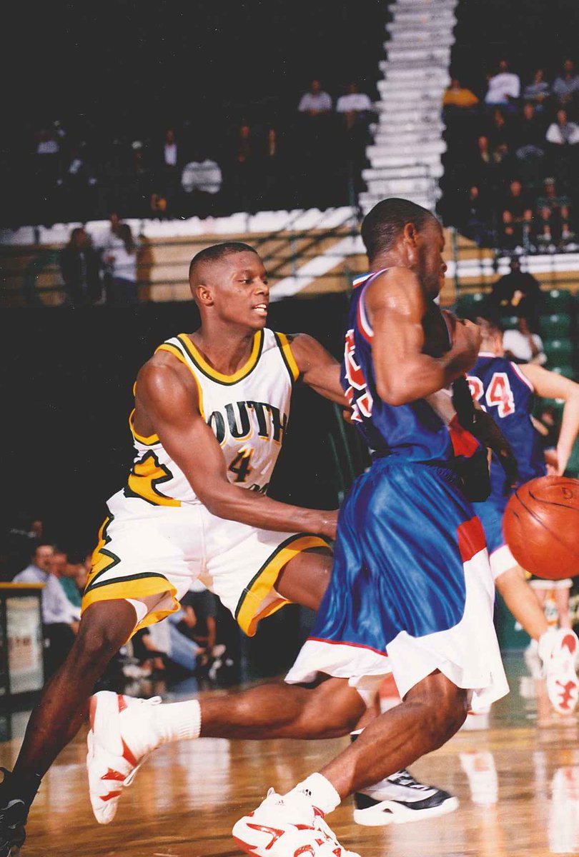 USFjimlouk's tweet photo. Today in @USFMBB history: Bulls pick up a 63-59 win over DePaul in the Conference USA tournament in Louisville, March 7, 2001.  Team would finish 18-13 on the year.  Pictured: Cedric Smith, 10.3 points and 4.8 rebounds per game that season. https://t.co/EKQypFmjVF