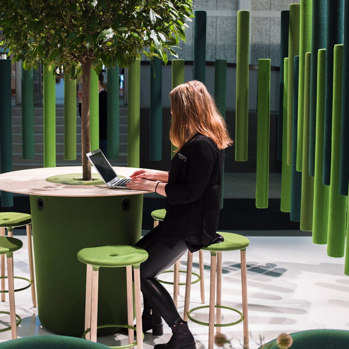 dexigner's tweet photo. Offecct commercially launches the sound absorbing room divider Soundsticks. https://t.co/Z14SOV4TGy #Sustainability #SoundAbsorption #Offecct #AndreaRuggiero #Design #InteriorDesign https://t.co/NJk8pPojeZ