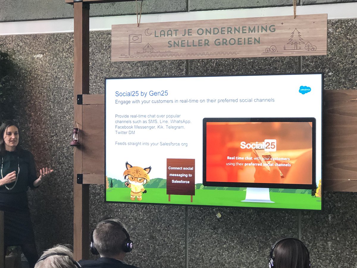 crhemingway's tweet photo. @JulieDJacobson  presenting @appexchange partner @Gen25NL  gets a highlight for their #Social25 app  - improving customer interactions and driving new sales https://t.co/rHOvqpgL5s