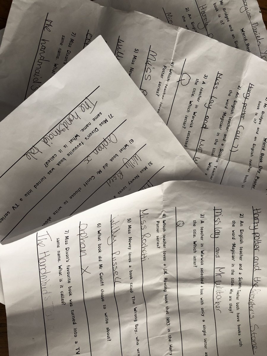 Not even the rain has dampened the reading treasure hunt!! #worldbookday19 #WorldBookDayUK #WorldBookDay