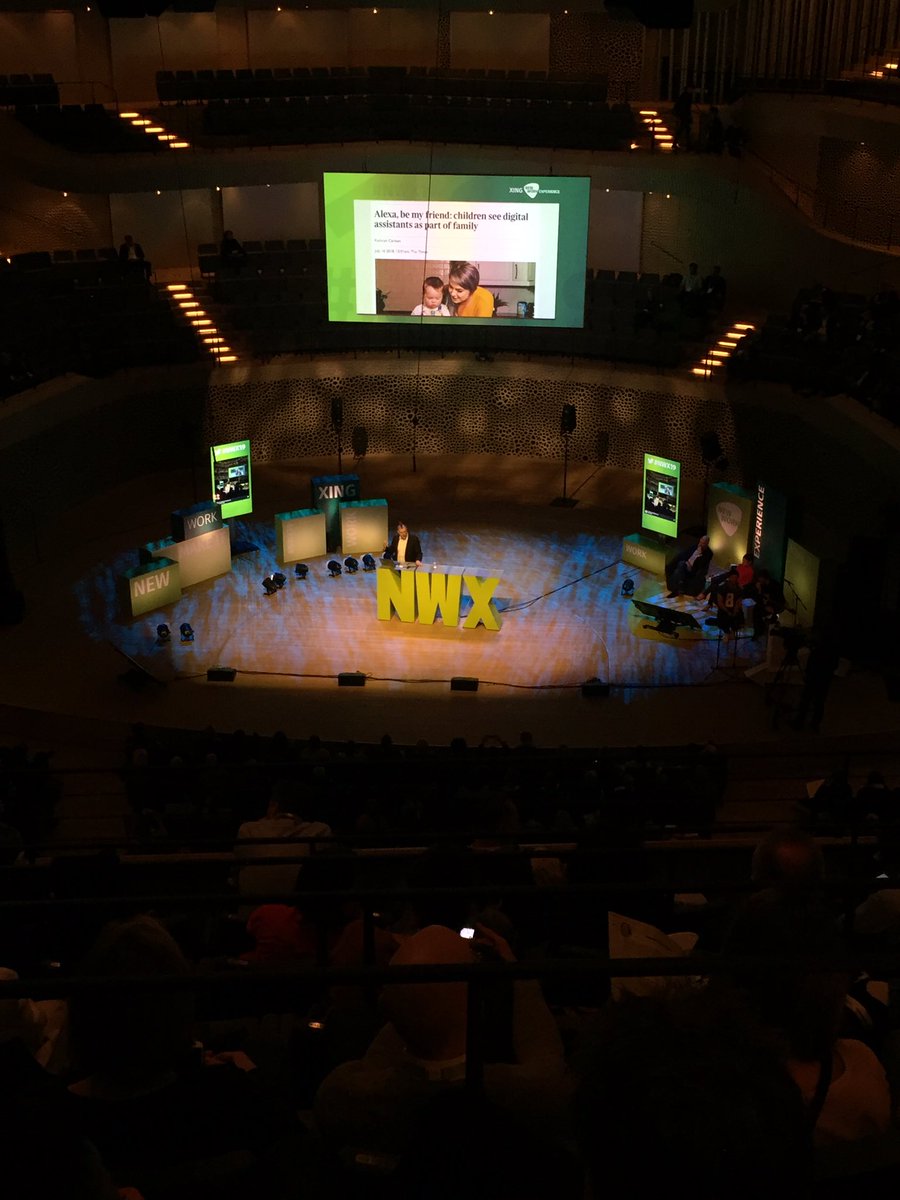 Kinder sind überzeugt: Alexa ist digitales Familienmitglied <a href="/saschalobo/">Sascha Lobo</a> #NWX19