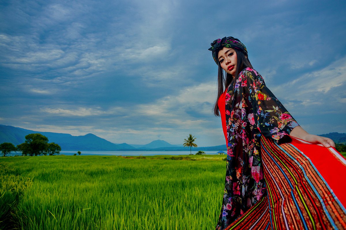 Tobatakproject's tweet photo. Ulos Mangiring 
:
Giring-giringma tu gosta-gosta
Selengkapnya di https://t.co/5dUUytUn5D

@Kemenpar_RI 
@pesonaid_travel 
#PesonaWastraNusantara https://t.co/YP9KBhY2Af