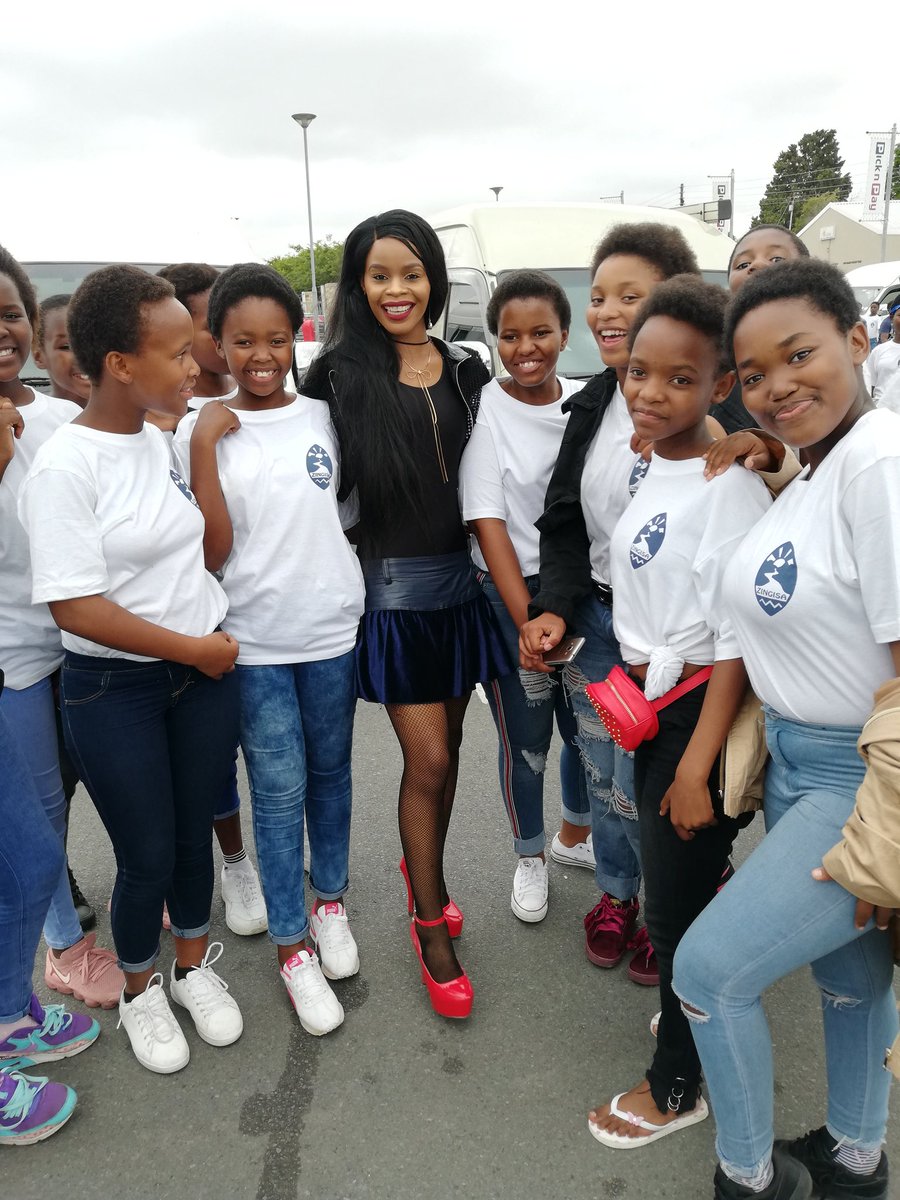 NikitaNaidoo10's tweet photo. Draw me close to you and never let me go. When your Crown is Spiritual that is automatically impacts all those around you, and everyone starts feeling your existence. #Model #modelTrainer #mentor #YoungLeader @Zingisa Comprehensive School Learners #humanitarian #Childlover https://t.co/cidUIokNmU