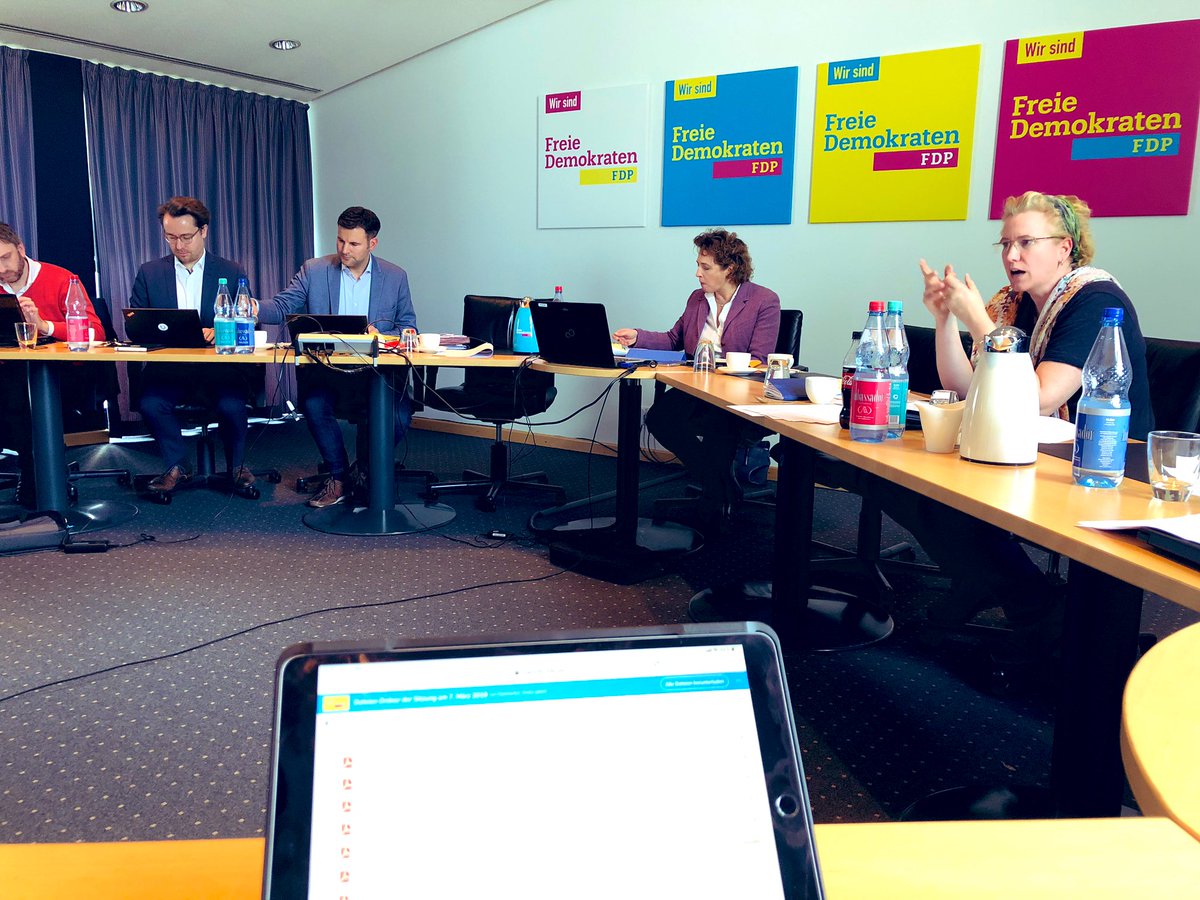 torstenherbst's tweet photo. Intensive und spannende Diskussion in der Berliner Parteizentrale zur #Modernisierung und #Digitalisierung der Parteiarbeit 💻 #kommission #parteientwicklung #fdp https://t.co/YPv6VmEQVG