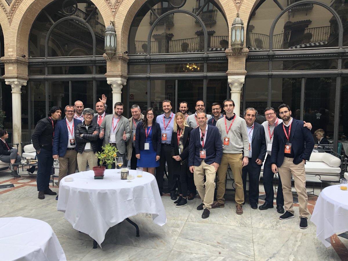 Chakray_com's tweet photo. Chakray's team photo! What an amazing morning! Now it's time to continue learning. #WSO2SummitSeville https://t.co/dKcBPHCnhZ