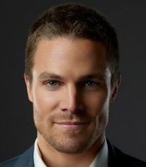 SMooney80's tweet photo. @StephenAmell So I heard a rumor that WB needs to cast a Batman! I mean if you’re not gonna be busy anymore!!!! #BruceWayne #Batman https://t.co/8NYrD5SrUH