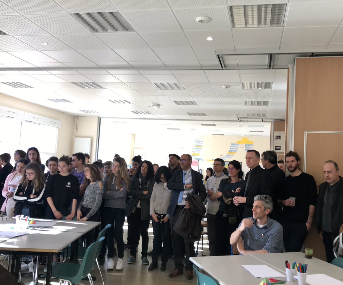 frantz_adeline's tweet photo. Ouverture du 1er #edd #Hackathon en #ardeche. Ancrée sur son #territoire a villeneuve de berg. Des collégiens @ClgLaboissiere, des lycéens d’astier, des élèves de la #mfr, des étudiants du #cermosem ... #hackathonEDD @acgrenoble @07Dasen @patrice_gros @Ardeche_07 @Canope_07 https://t.co/X19QtMldhy