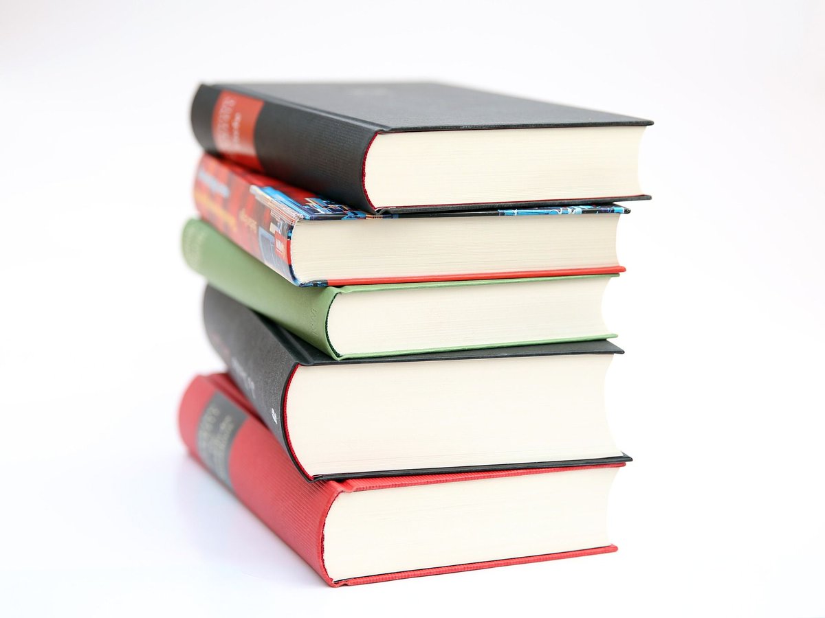 royallitfund's tweet photo. Paraphrasing is a crucial academic skill: condensing an author's argument shows that you not only understand it but can build it into your argument, &amp; leaves you more words for other points. But how do you do it? Consultant Fellow @cherisesaywell explains: https://t.co/3oPxuGJT0C https://t.co/FlJS24pmso