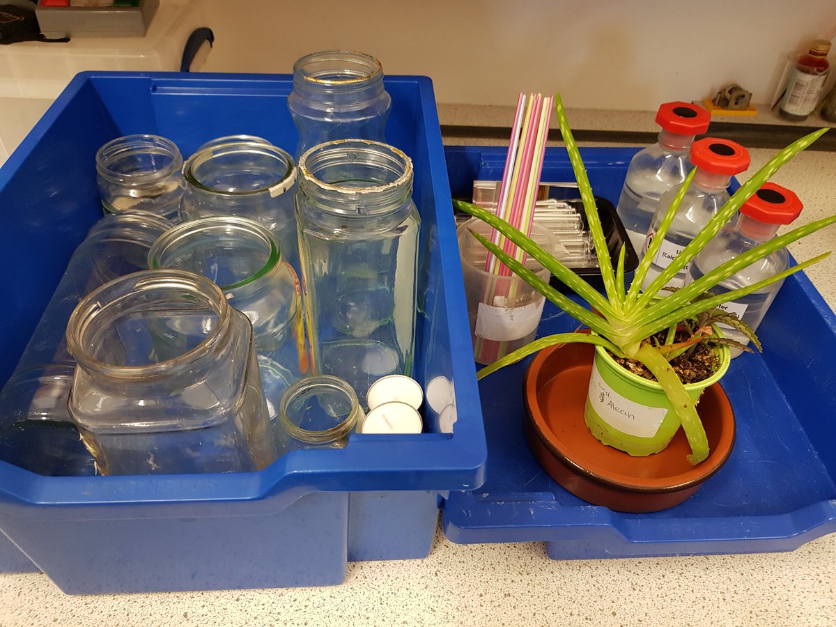 SharenCordy's tweet photo. #Gratnells #WhatsInMyTray #Techognition #OrchardScience
Just a small selection of today's work. Some done. Some to be resorted and work in progress. https://t.co/GWuz4HKoLr