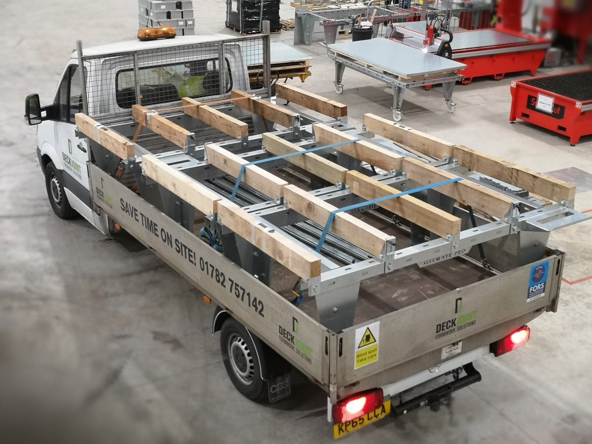 deck_joint's tweet image. Today we have three more Sitemate Pro Standard tables making their way down to the Woodberry Down development in London.
#sitematepro #DeckJoint #construction #landmark #London #woodberrydown