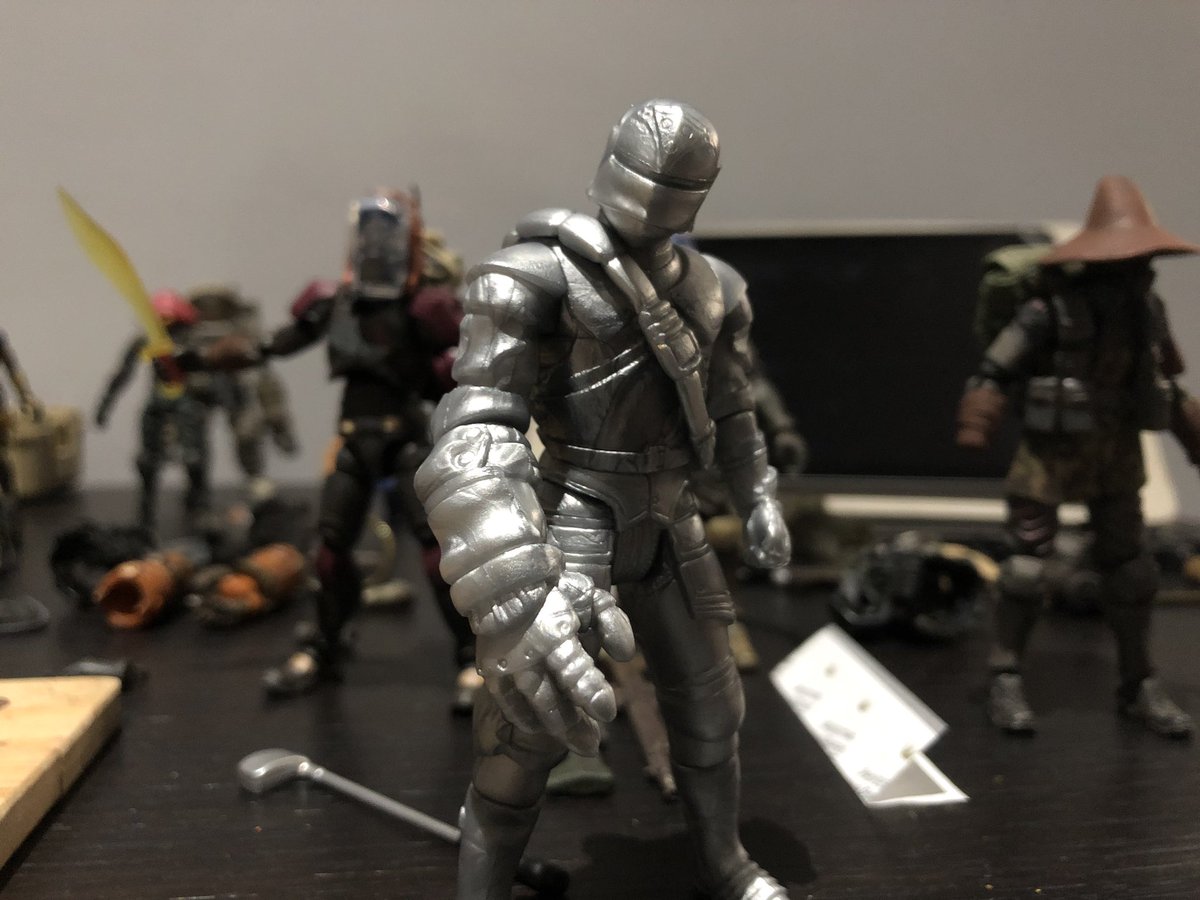 techspextoys1's tweet photo. #knightsoftheslice Old Knight, such a great chunky figure #toys #glyos #glyoscompaible https://t.co/LWsQ4UlRWz