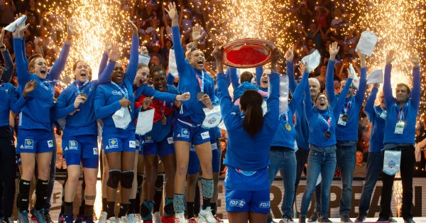 20 million video views, 80% increase in social engagements and more than 14k fans attending the final. The women's #EHFEuro2018 set new records. Here's more #AllAboutHandball <a href="/EHFEURO/">EHF EURO</a> @EHF hubs.ly/H0gW7dX0