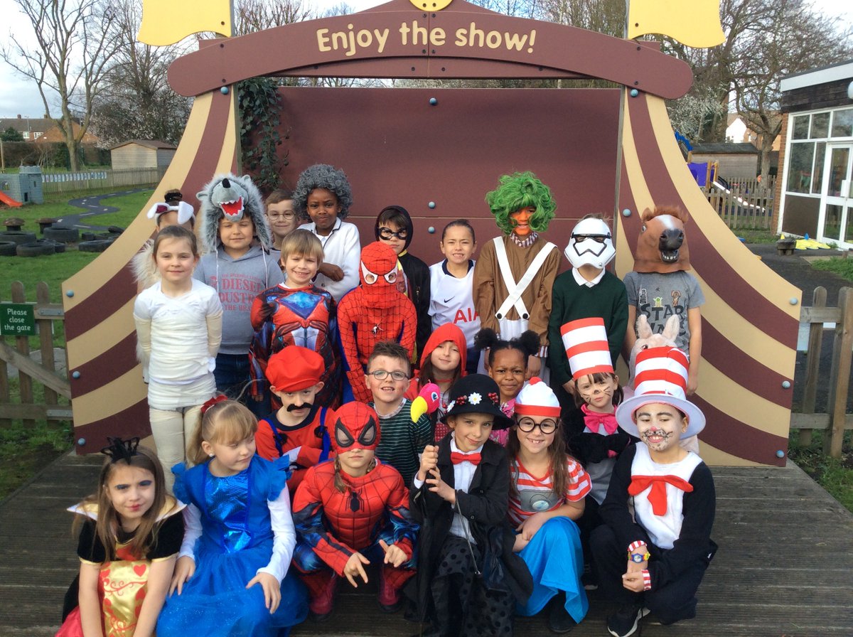 3Downfield's tweet photo. 3J have dressed up as their favourite book characters for World Book Day @WorldBookDayUK https://t.co/IN1QSYYqGW
