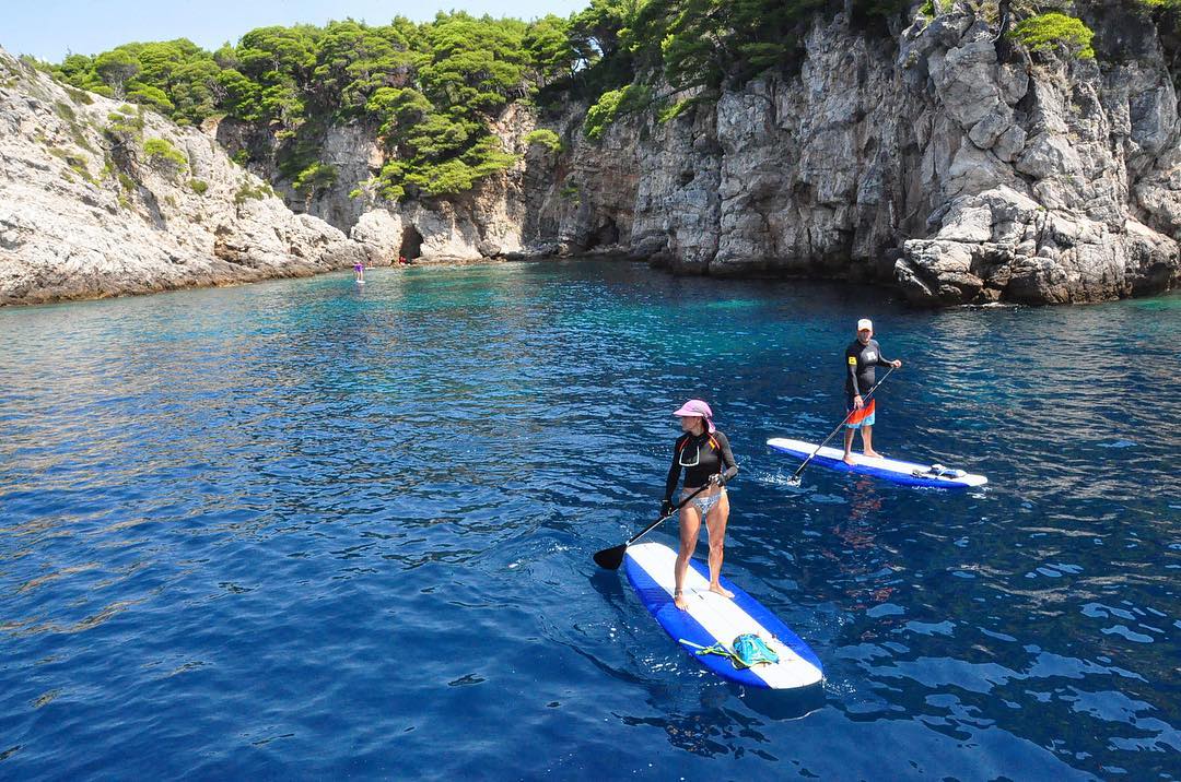 HuckFinnCroatia's tweet photo. Have you ever tried stand up paddling before? When not sailing or kayaking we like to take our SUP boards and enjoy the water. Mastering the balance is the hardest part, the rest is just pure fun. 👌🏼😌🌴 #sup

https://t.co/qCJrOZ1Xlc

#Croatia #Dubrovnik #travel #islandlife https://t.co/pws0YL6iIA