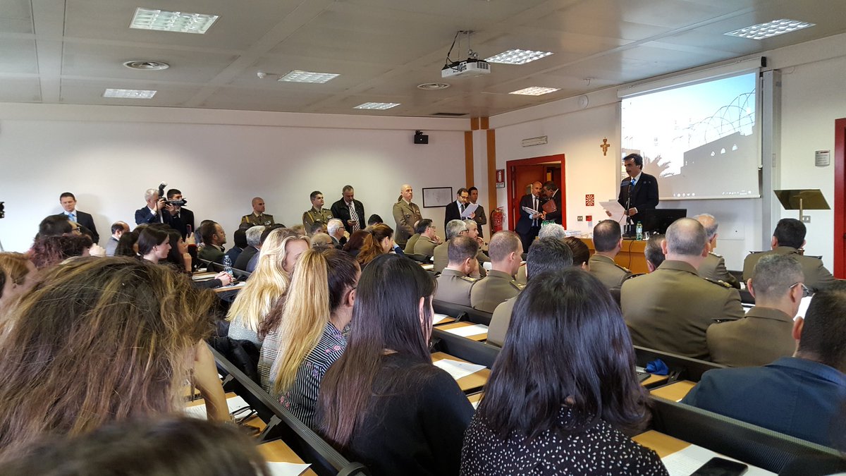 UniLUMSA's tweet photo. A #Roma la presentazione del nuovo #Osservatorio @UniLUMSA #OSSMED diretto da G. Malgeri e @MatteoBressan81. Main focus la missione #Nato #KFOR. https://t.co/7KU9JWUvit