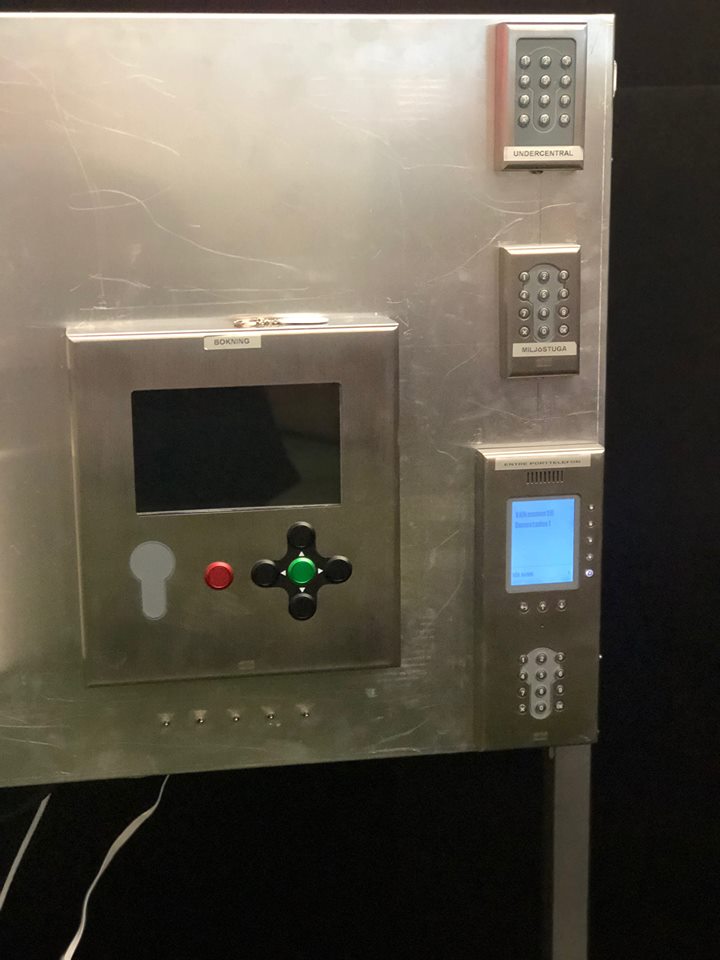 smartsthlm's tweet photo. Nu testar och bygger vi framtidens smarta lås!
Under fem veckor ska ett antal företag testa och bidra i utvecklingen av framtidens låslösningar. Satsningen är en del av programmet Smart och uppkopplad stad i samarbete med @kistascience och @UrbanICTArena 
https://t.co/8n8H3scKLo https://t.co/yXuViLKtJa