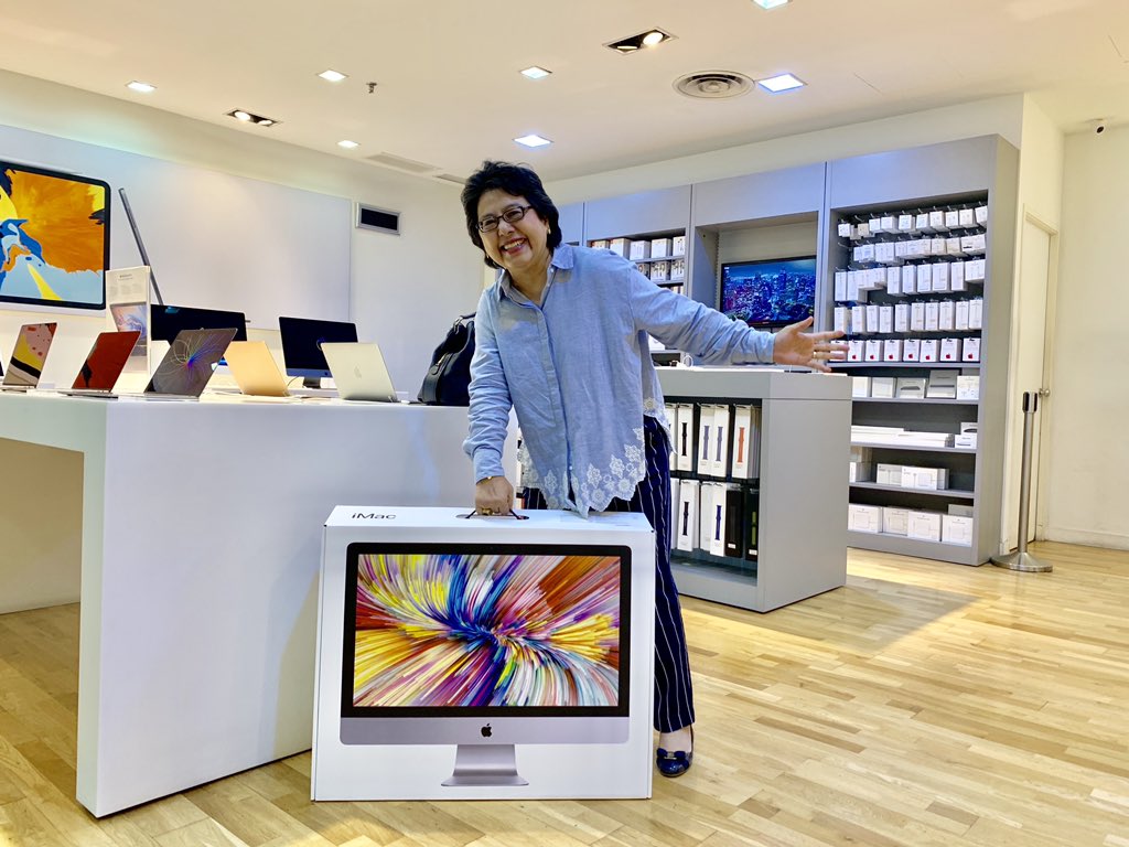 datozuraidah's tweet photo. Inspector Gadget gets her latest toy. #FollowDZA “An Apple 🍏 a day keeps the doctor away from her iMac 27” with Retina 5K display desktop 🖥 “ #BlessedLife https://t.co/sVYHy1j9BX
