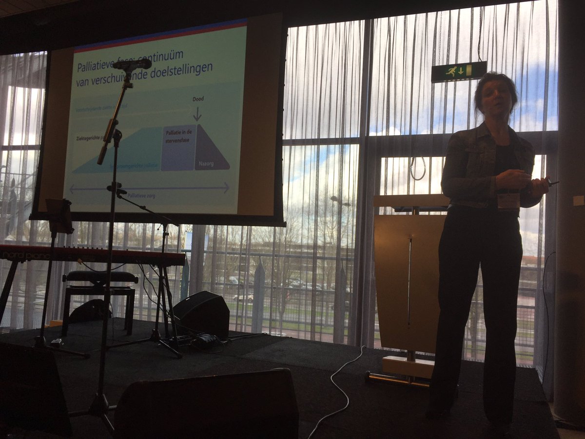<a href="/SPACE4AYA/">SPACE 4 AYA</a> @AYA4net <a href="/cancercenterumc/">Cancer Center UMCU</a> er vindt in de palliatieve zorg een shift plaats van ziektegericht naar symptoomgericht behandelen. Voorop moet staan: kwaliteit van leven door alle fases heen. Ook in de nazorg