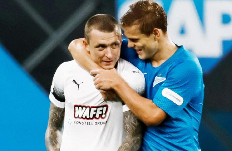 josedavidlopez_'s tweet photo. El #HiloDelDia:

¿Sabes que #Zenit y #Krasnodar (rivales hoy en EuropaLeague de #Villarreal-#Valencia) tienen dos futbolistas… en la cárcel?

Esta es la historia, tan increíble como realista, dos estrellas, #Kokorin y  #Mamaev, que jugaban con #Rusia y ahora juegan en la prisión https://t.co/rx5xFNMY64