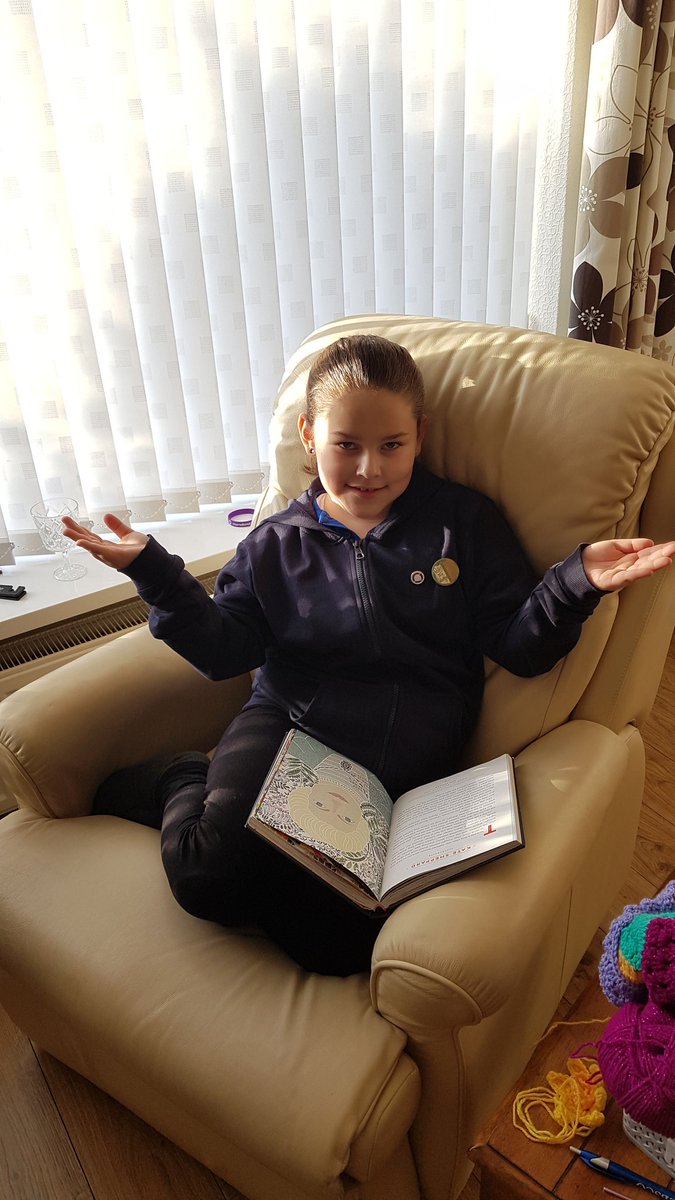 GingergalWales's tweet image. On #WorldBookDay the little'un was channelling this book this morning, she was also happy wearing her #IWD2019 badges from @CardiffMetWomen #startingyoung