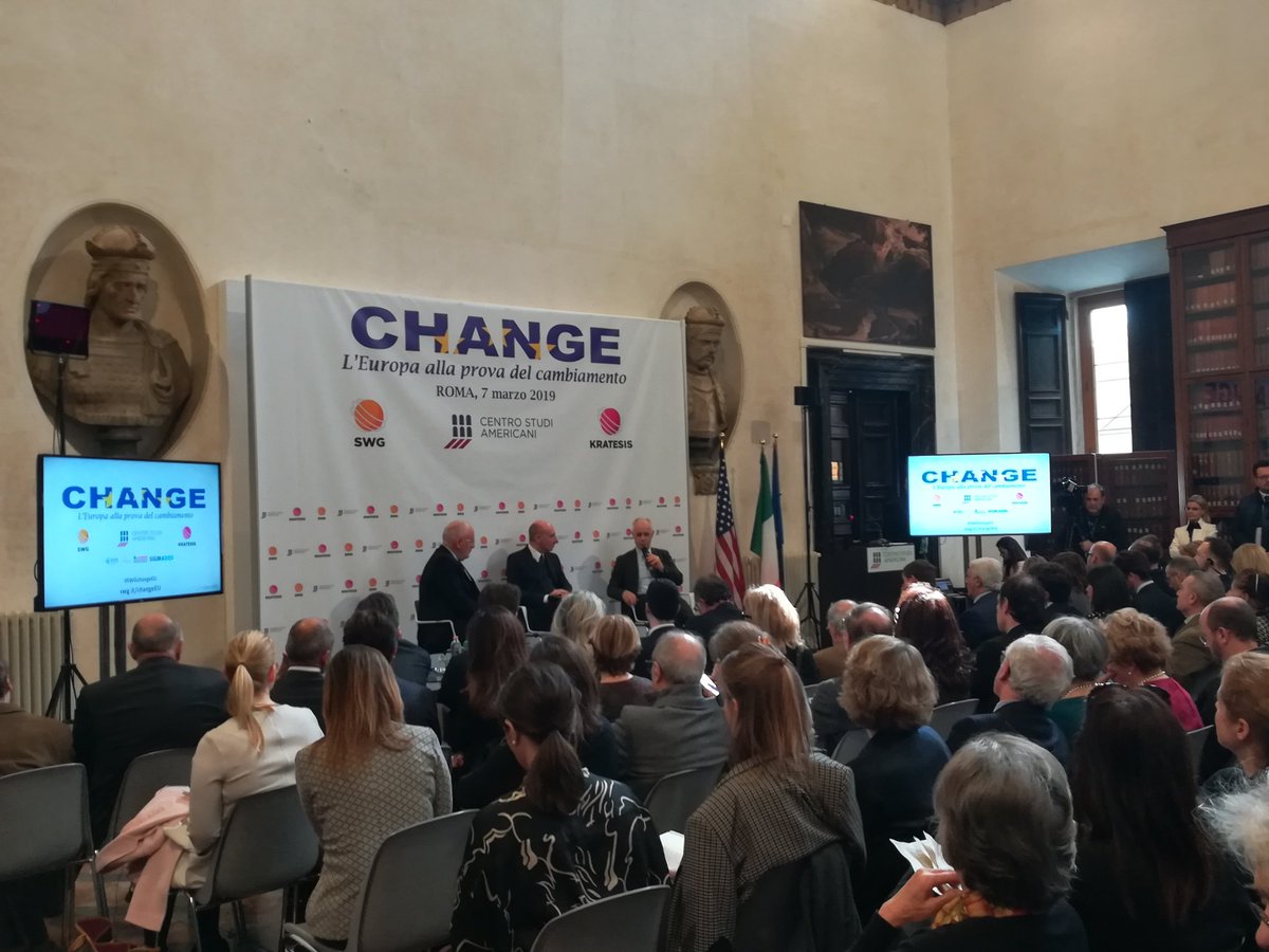 GattoGiov's tweet photo. #ChangeEU, discussione sui cambiamenti in atto nell'Unione Europea in vista delle #EUelections2019 con fatti, trend, sfide nei principali Stati Membri. Al @centrostudiusa la testimonianza di @TimmermansEU in dialogo con @lucfontana e @roberto_arditti https://t.co/6fzrmE4U7b
