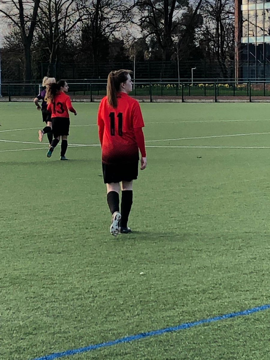 beccaLinney's tweet photo. What a way to end my last game at University♥️. 3-1 win finishing second in the league💪🏻 
What a season, what a team⚽️🔥♥️ https://t.co/cdyCEfjJfm