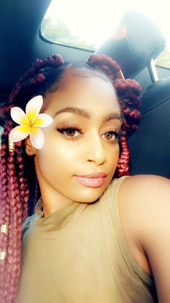 KeiiBabyy's tweet photo. @honey_keya @GalxbyGlobal Y’all Should Have Know I Was Here For The Braids #FavStyle 🤪💅🏾😍 https://t.co/hONIhwUxGi