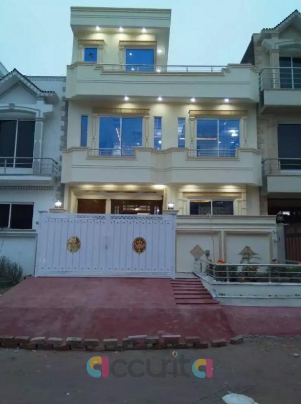 accurita2's tweet photo. Homes For Sales in Islamabad Rs: 15700000 Posted on -3/07/2019- Download Accurita app from Google Store to get daily deals

Seller Name :Usman Maher
Rental Price :0
Land Area :1000
Bedroom:4
Bathroom:5
Property Type Detail Name :House
Description :Stunni… https://t.co/J5vXImo4dv https://t.co/iIDRiMC2gu