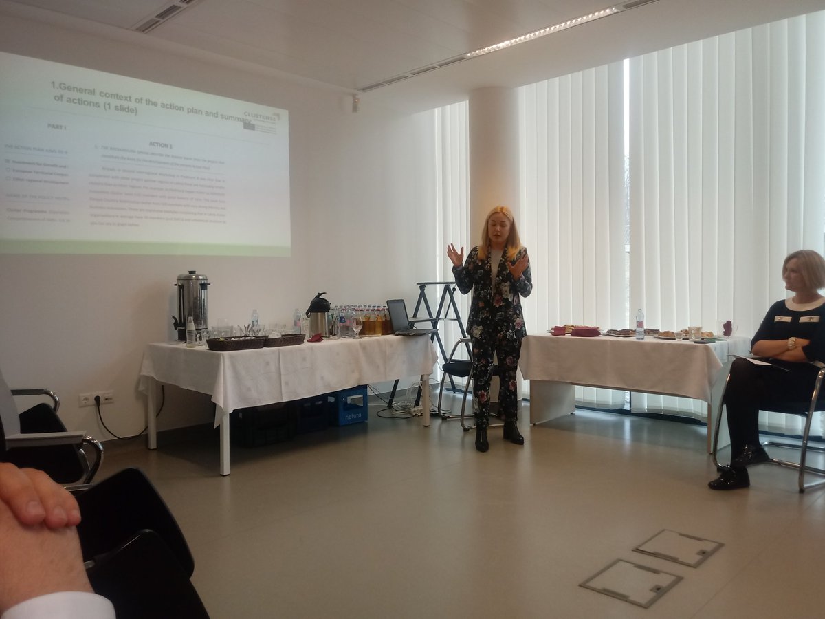 CLUSTERS3eu's tweet image. Second day of #Clusters3 learning workshop. Exchanging #experiences with parnters on #ActionPlans implementation. Thanks to @interregeurope we can share the best practices!