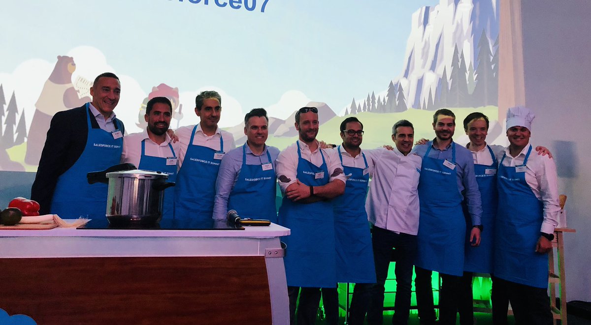 mildredlaya's tweet photo. #salesforceappcloud @espacioharleywe @salesforce y @MuleSoft todos para uno y uno para todos https://t.co/hIoboMchdR
