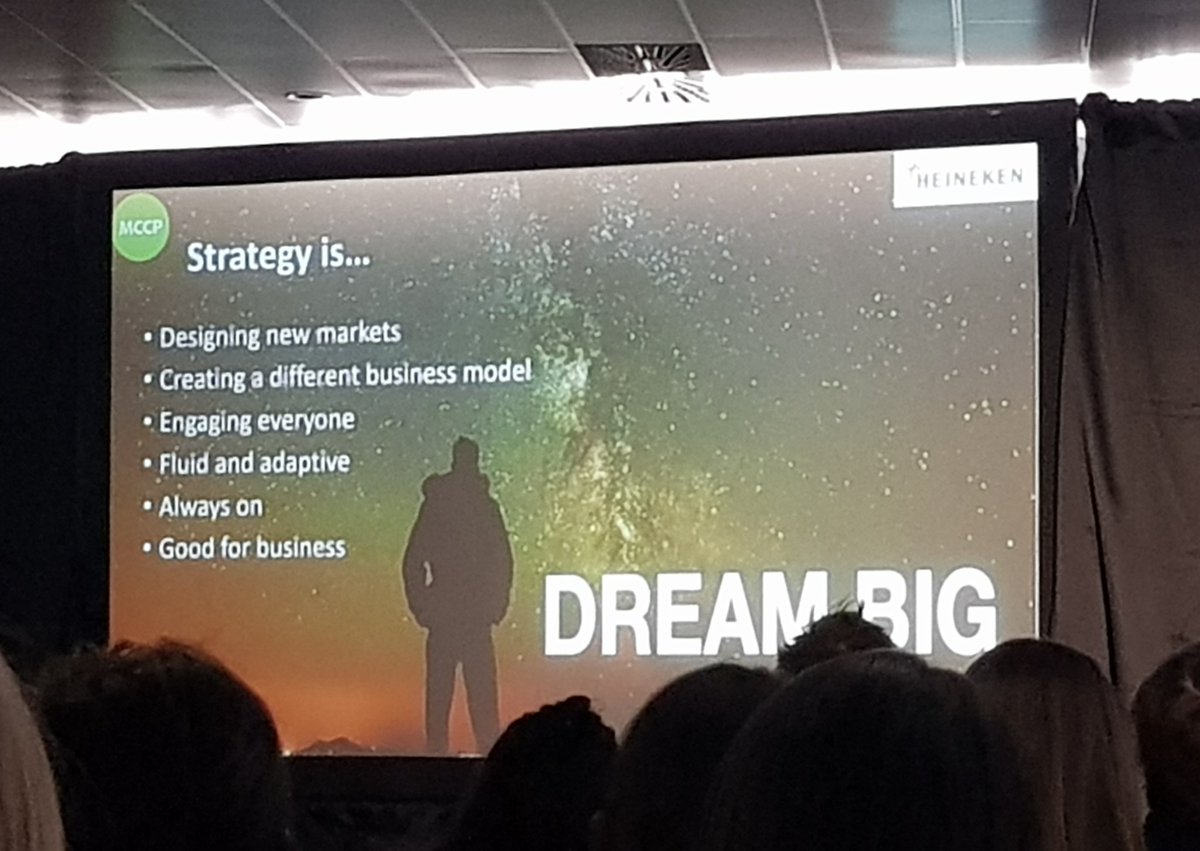 Leslie Walsh tweet media