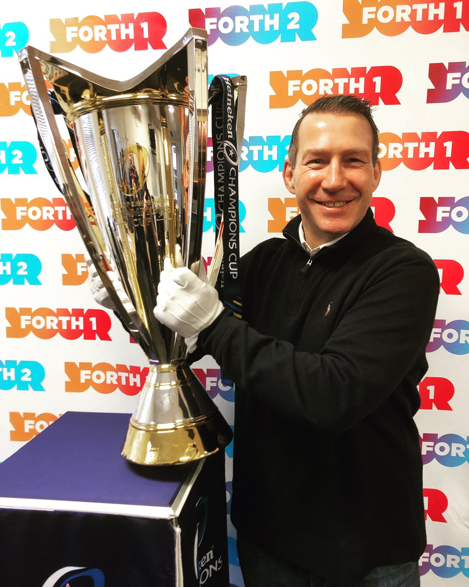 ColinWHReid's tweet photo. Ahead of @EdinburghRugby v @Munsterrugby huge @ChampionsCup Quarter Final at BT Murrayfield, those lovely folk at Edinburgh popped in with the trophy! 🏆🏉 #safesthandsinrugby #whitegloves #forth1 #forth2 #edinburghrugby #championscup #heinekencup #europeanrugby #trophytour https://t.co/758xgIjKlt