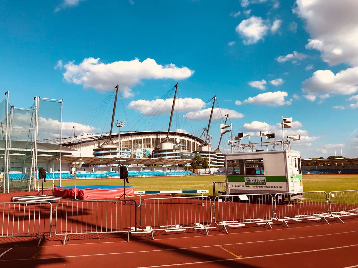 manchester10k's tweet photo. The Etihad Stadium serves as the start and finishing line for the @UKFast @manchester10k! https://t.co/MlCu1YsZkp
#manchester10k #running #etihadstadium #mcfc #ManchesterCity #TheRunningBee https://t.co/jUA0FFXnKe