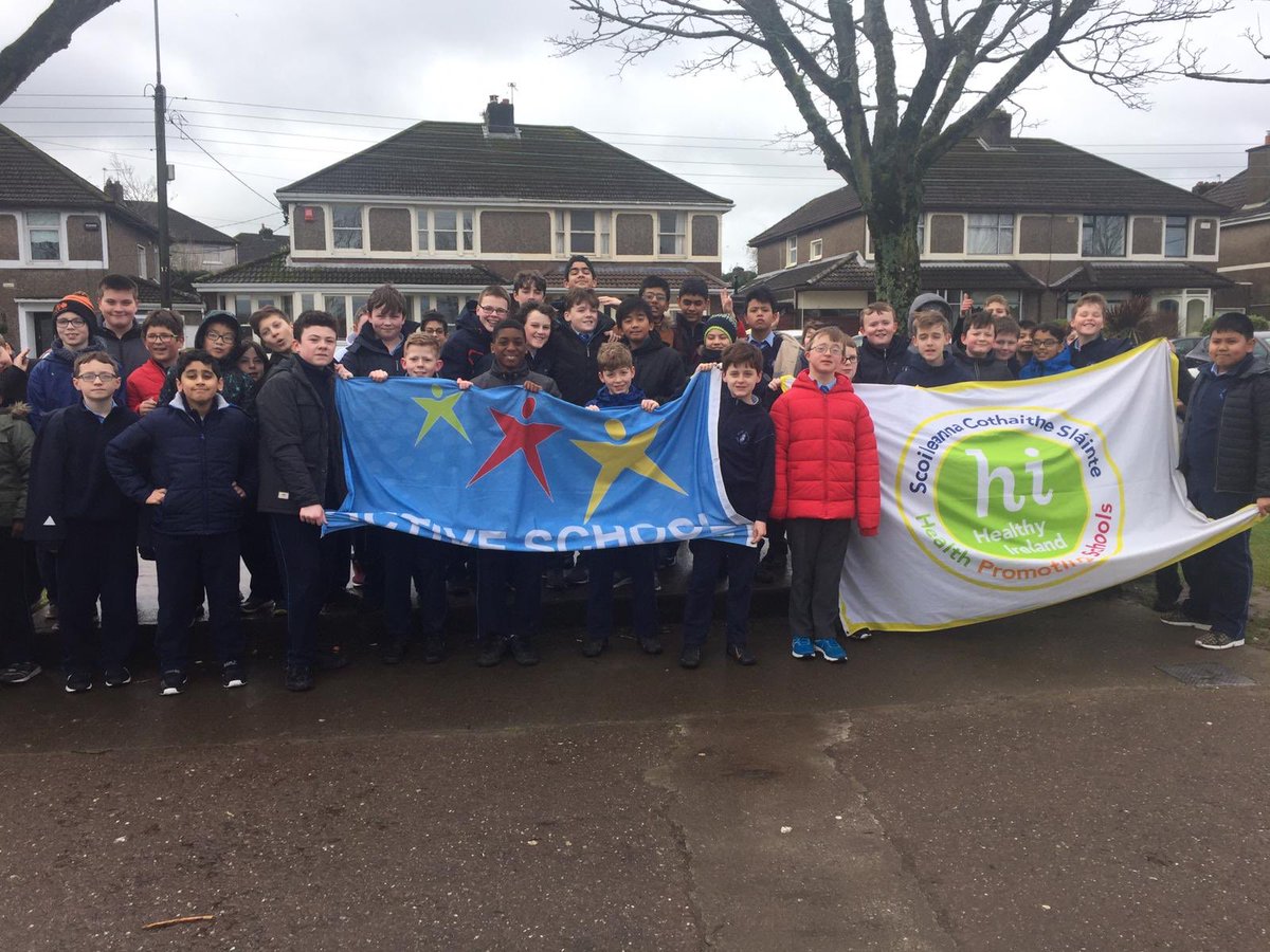 glash6thclass's tweet photo. While yesterday, the older classes went for a walk to The Lough with their buddies!!! @glasheenboys @HSEschoolsteam #GetActive #BuddyWeek https://t.co/PHom5xad4a