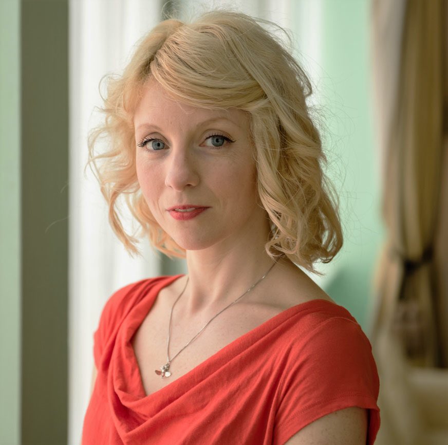 100Masters's tweet image. Celebrating the wonders of  #WorldBookDay2019 with our #100masters writers and poets @wurdsmyth @EmmaPurshouse @MissLizBerry @GemTodd - brilliant examples of our #BlackCountry talent 📚