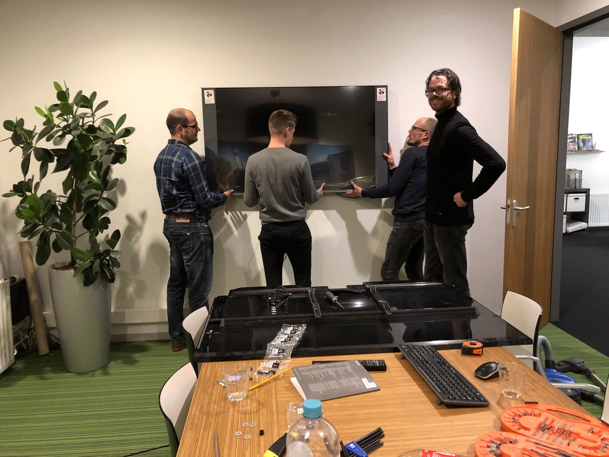 Eindelijk op bezoek bij <a href="/nedbase/">Nedbase</a> aan het Middelburgse Molenwater. Een prachtbedrijf! wijzijndestad.com/verhalen/nedba… #Middelburg #Nedbase #Molenwater