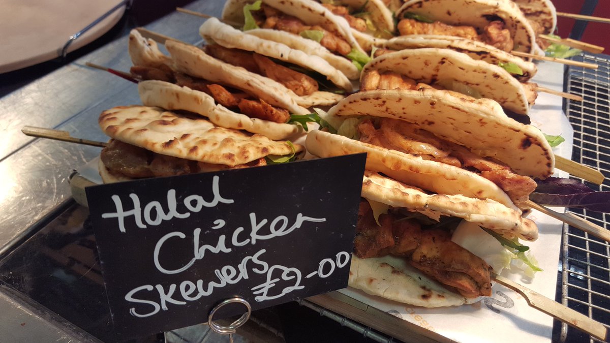 Thursday special @At_BDB_Kitchen Med chicken skewers with salad in a folder naan bread. 😍 #gr8food @BDBSchool @welovewoking