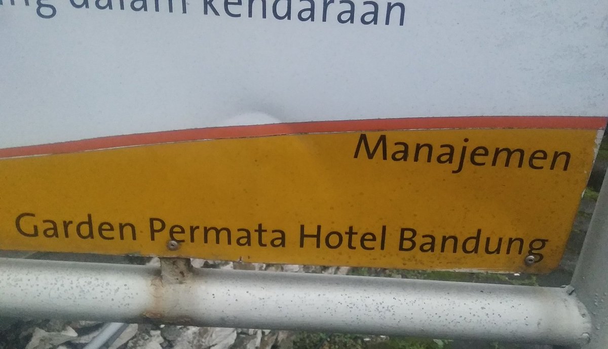 Rendy9115's tweet photo. Nyampe juga di Bandung... Lelah bisa di hilangkan https://t.co/zDzWewN08e